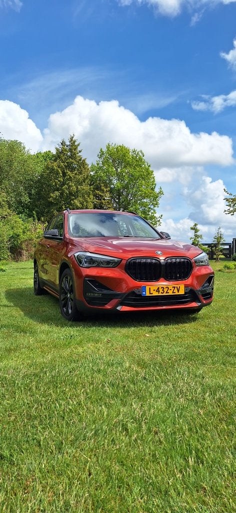 BMW X1 Xdrive25e 220pk | 2021| Automaat | Leder | Trekhaak |, Auto's, 125 pk, 750 kg, Overige kleuren, Vierwielaandrijving