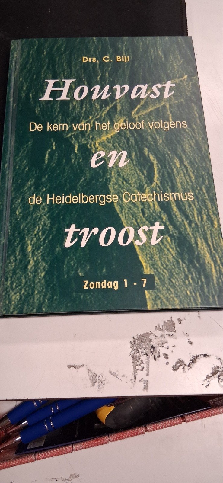 Houvast en Troost - De kern van het geloof, Christendom | Protestants, Ophalen of Verzenden, Zo goed als nieuw, Drs. C. Bijl