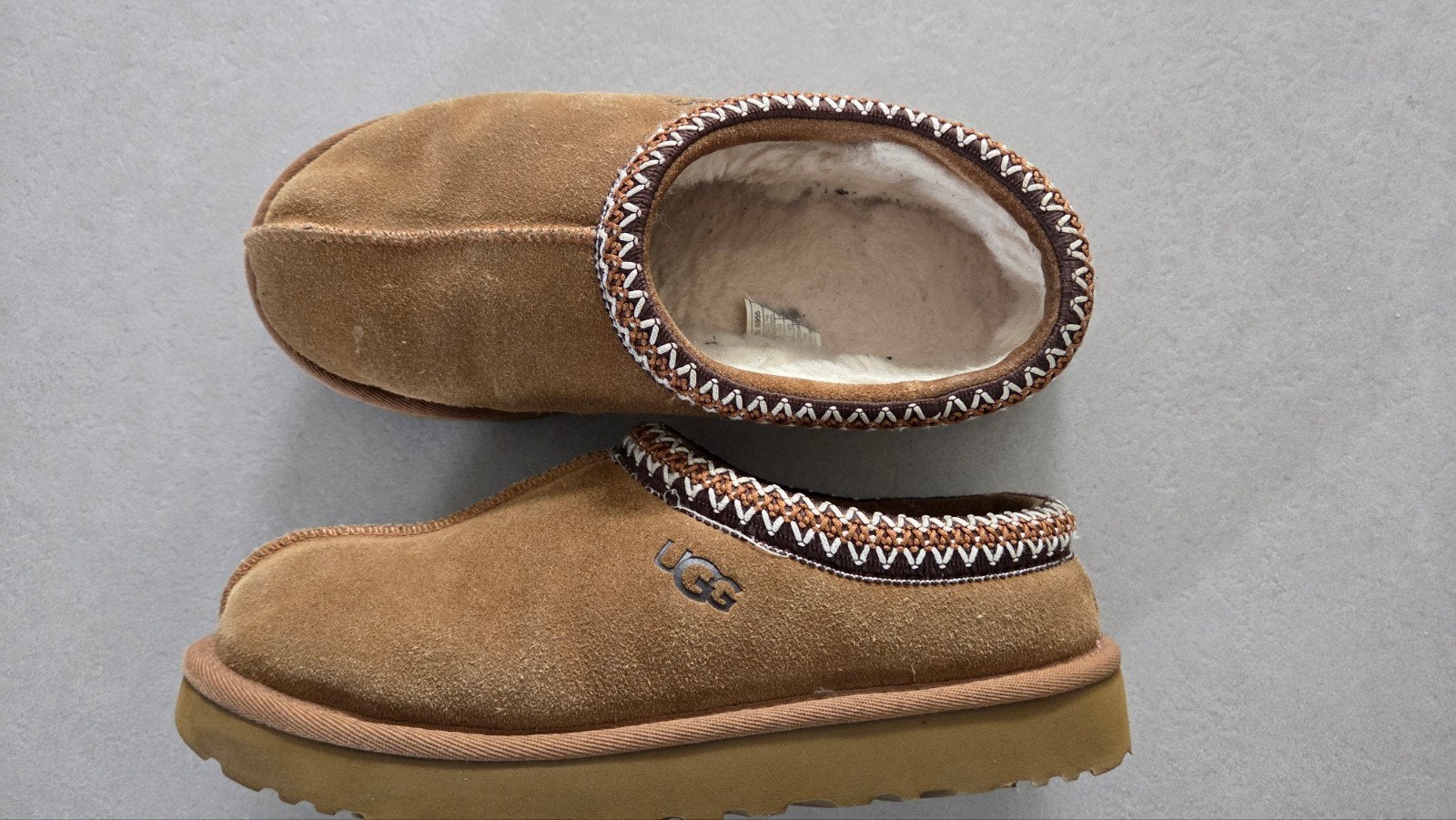 UGG TASMAN  camel 40 valt als 39, Ophalen of Verzenden, Gedragen, Bruin, Sneakers of Gympen