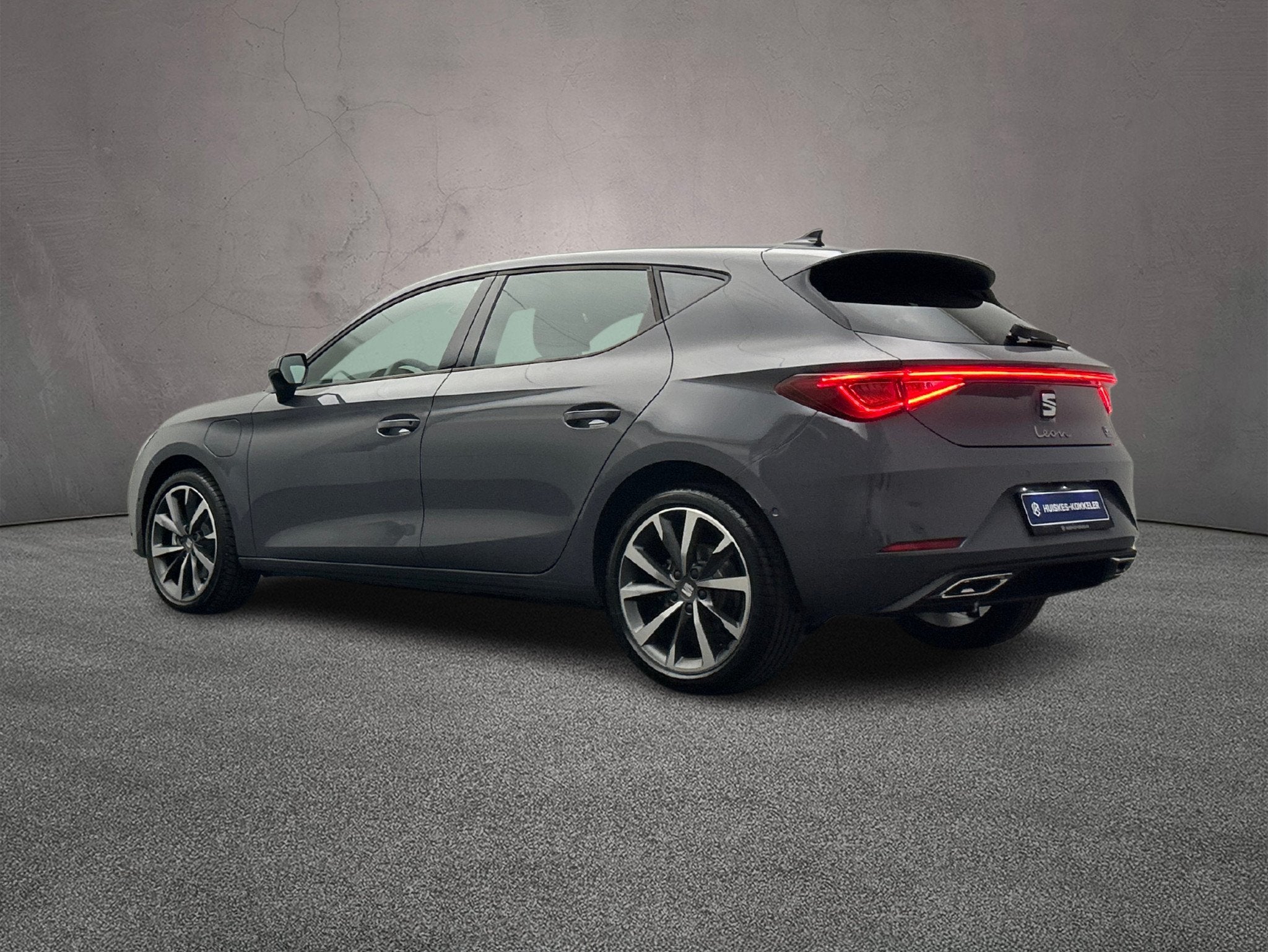 SEAT Leon, Metallic lak, Euro 6, 4 cilinders, Origineel Nederlands