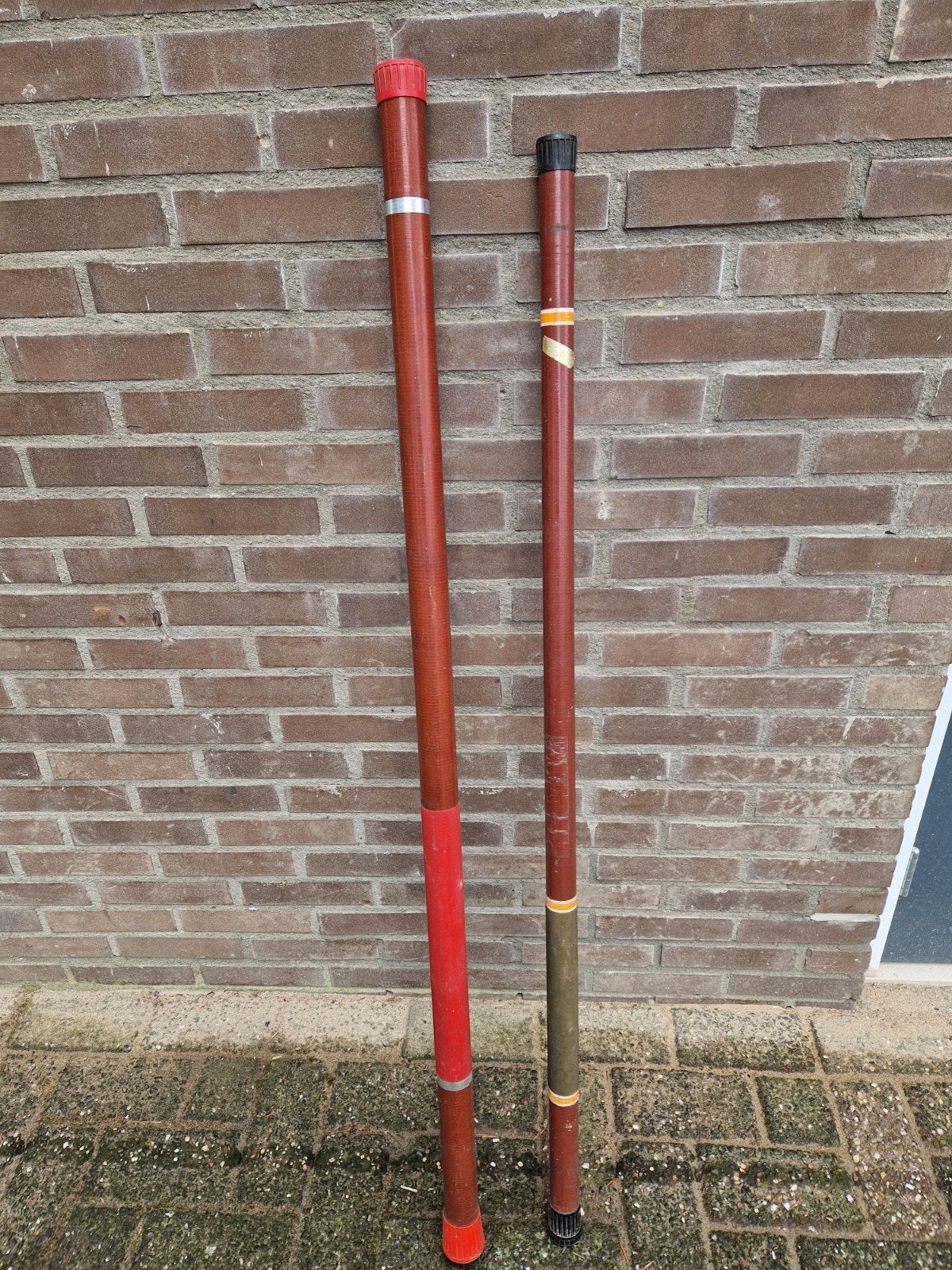 2 vintage Vishengels insteek, Ophalen, Zo goed als nieuw, Vaste hengel