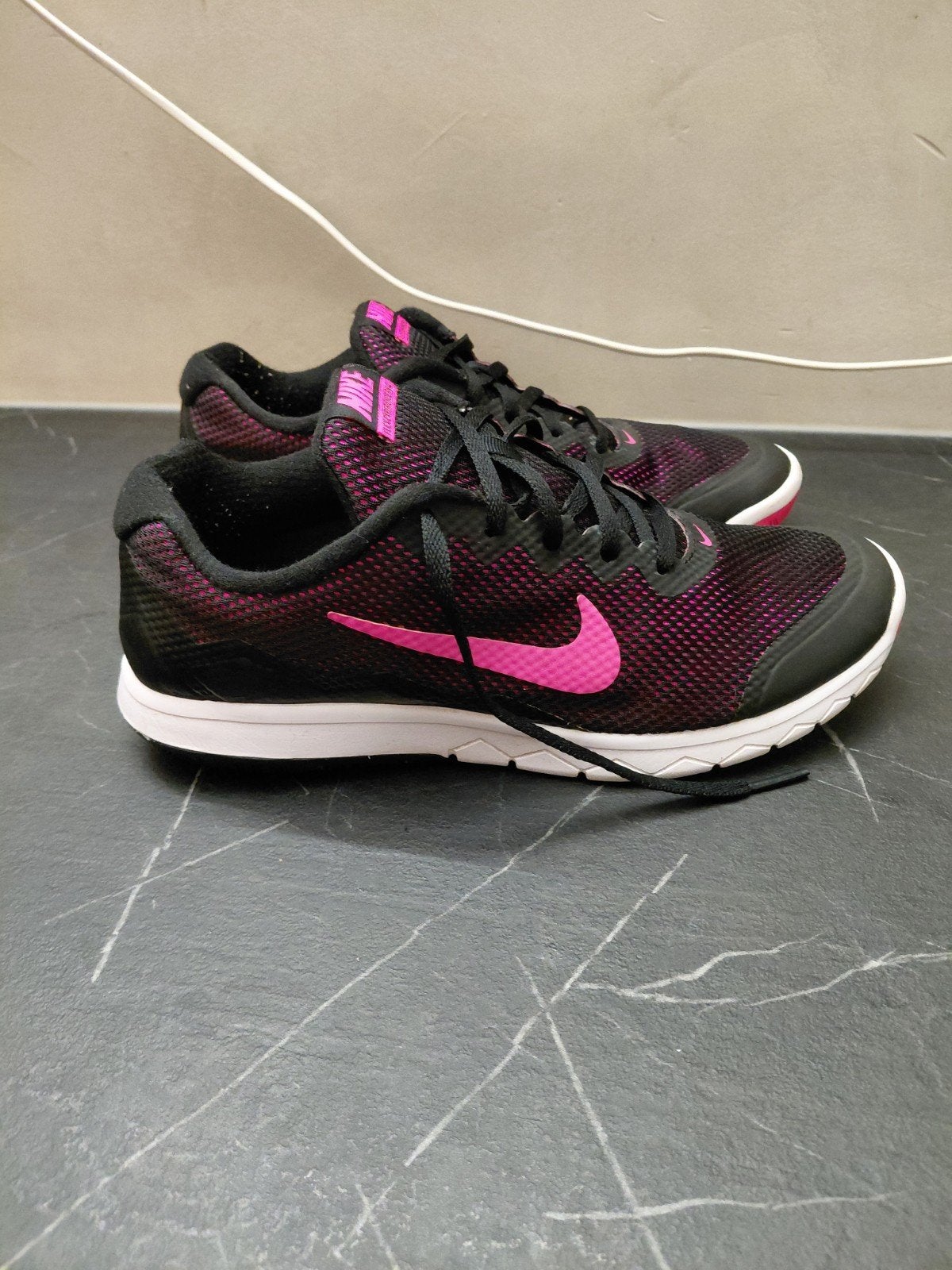 Nike sneakers maat 39 - Zwart/Roze, Zwart, Nike, Ophalen of Verzenden, Sneakers of Gympen