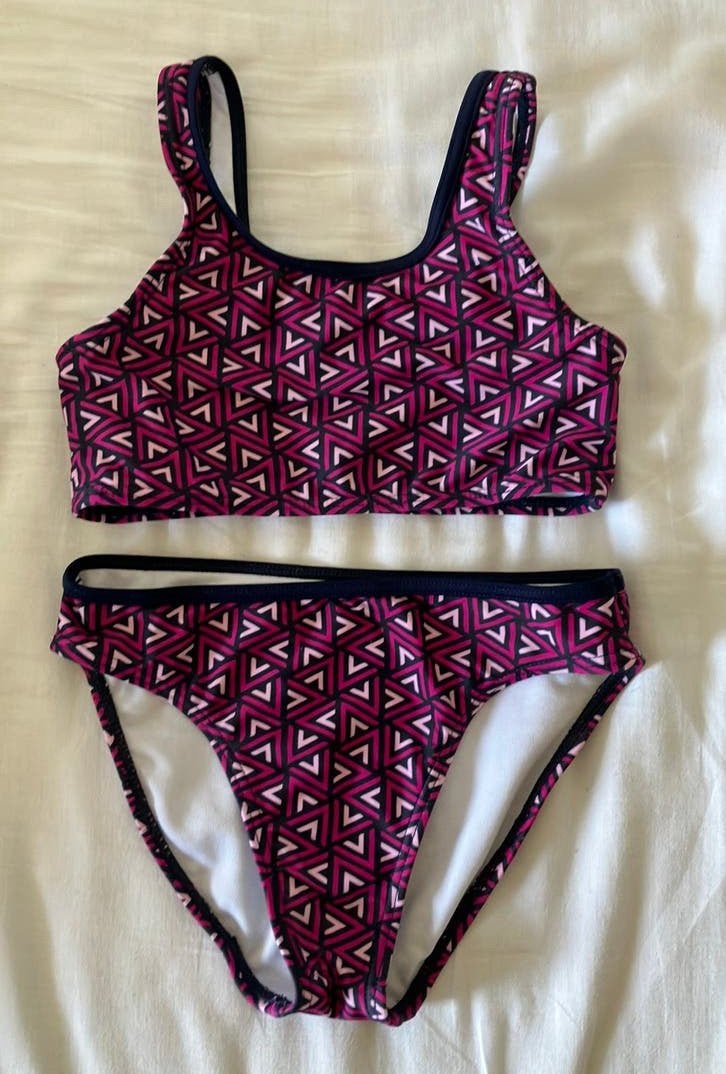 Bikini 134-140 B.Nosy. Als nieuw, Bikiniset, Meisje, Ophalen of Verzenden, Zo goed als nieuw