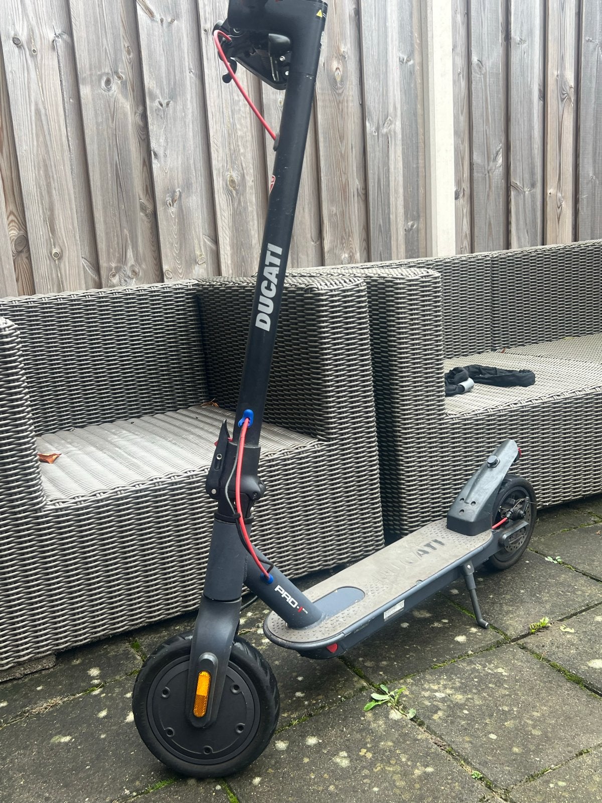 Ducati Pro 1 Evo elektrische step (eerste versie), Ophalen of Verzenden, Gebruikt, Elektrische step (E-scooter)