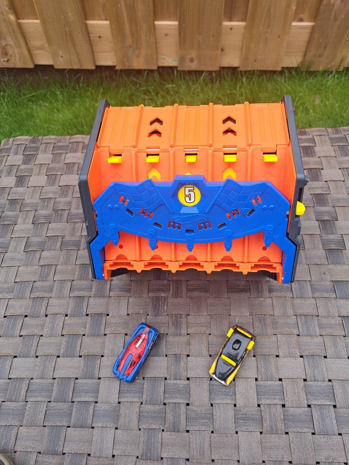 Hot Wheels Action Roll inklapbare racebaan, Ophalen, Racebaan, Zo goed als nieuw, Hot Wheels
