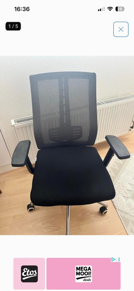 Zwarte bureaustoel met mesh rugleuning, Ophalen of Verzenden, Zo goed als nieuw, Zwart