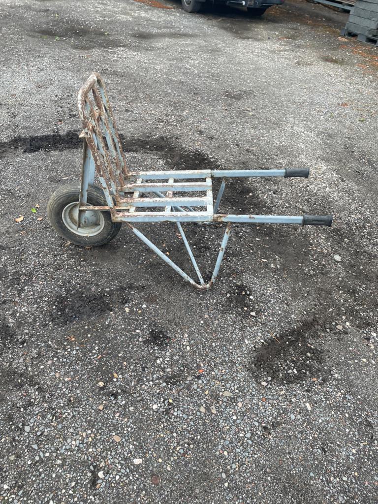 Matador steenkruiwagen - Robuuste bouwplaats kruiwagen, Ophalen of Verzenden, Gebruikt, Handmatig, Eenwielig