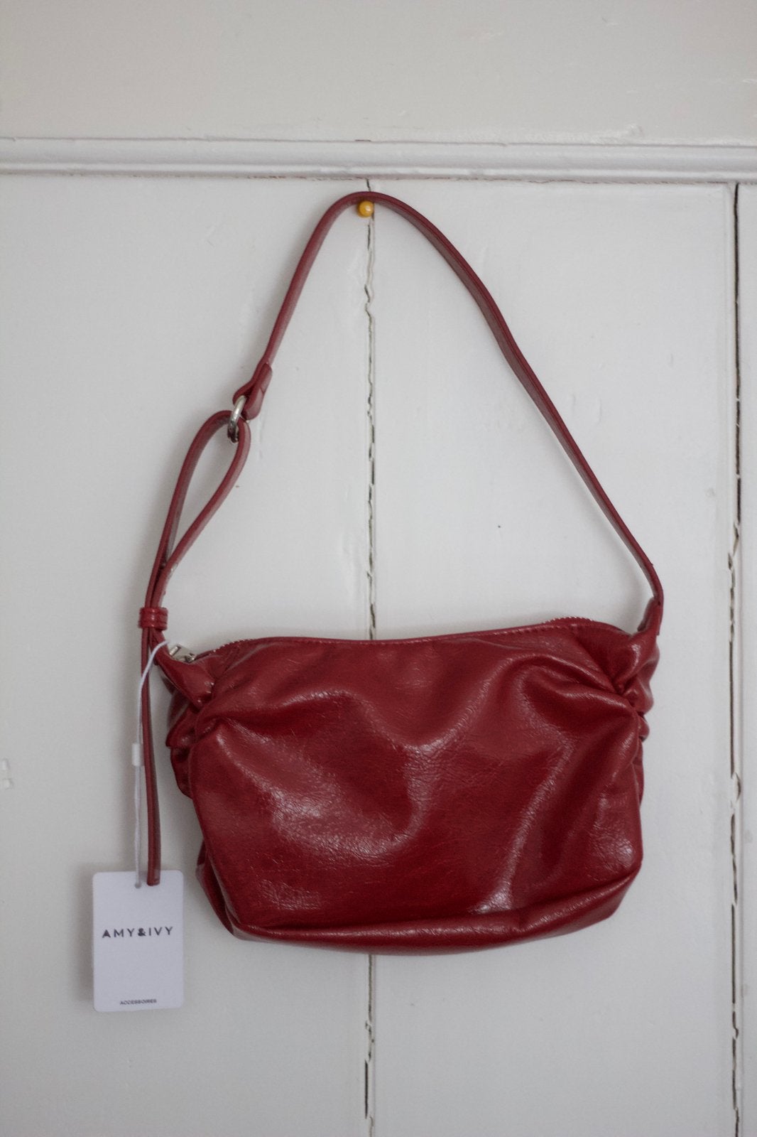 Amy & Ivy rood ‘leren’ schoudertasje !nieuw!, Sieraden, Tassen en Uiterlijk, Tassen | Damestassen, Ophalen of Verzenden, Nieuw