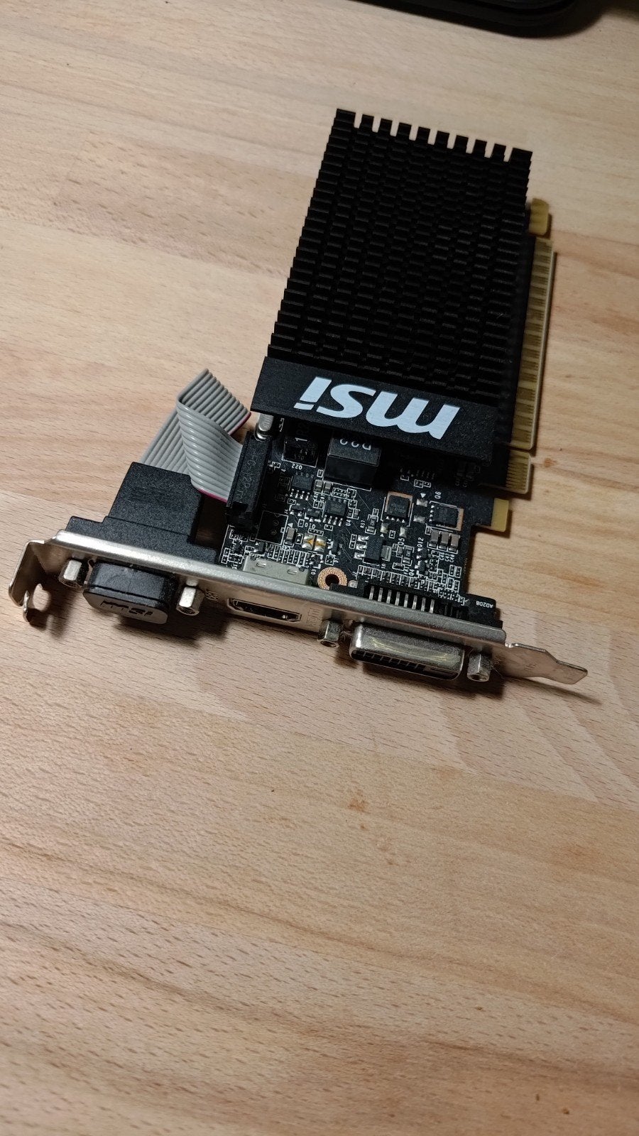 MSI GT 710 2GD3H LP Grafische Kaart, Computers en Software, Videokaarten, Gebruikt, PCI-Express 2, GDDR3, HDMI