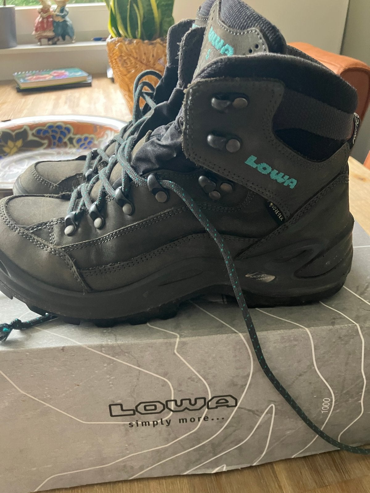 Lowa Sirkos Evo GTX Mid WS Wandelschoenen - Maat 37.5, Ophalen, Zo goed als nieuw, Schoenen