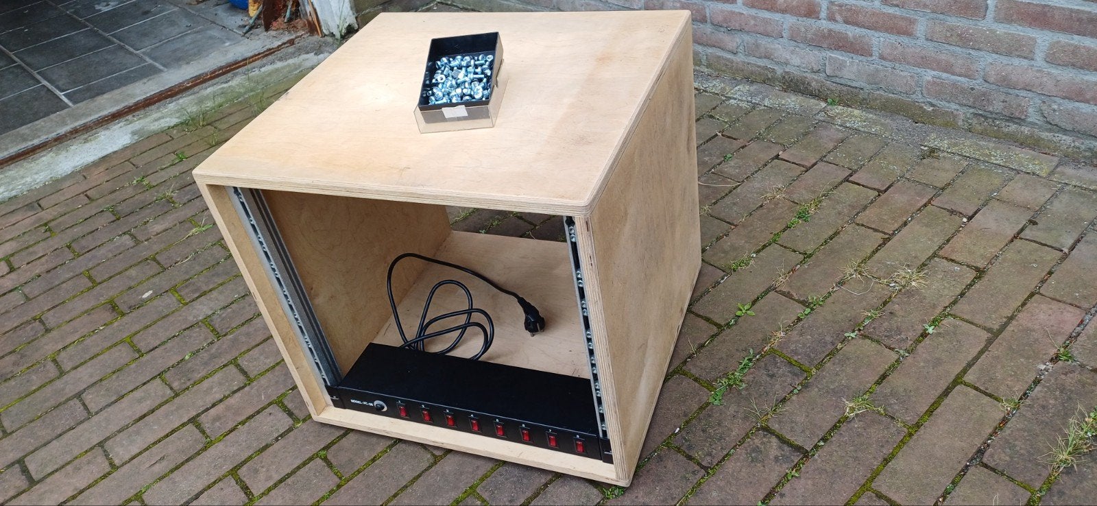 19 inch studiorack  10 He, Ophalen, Gebruikt