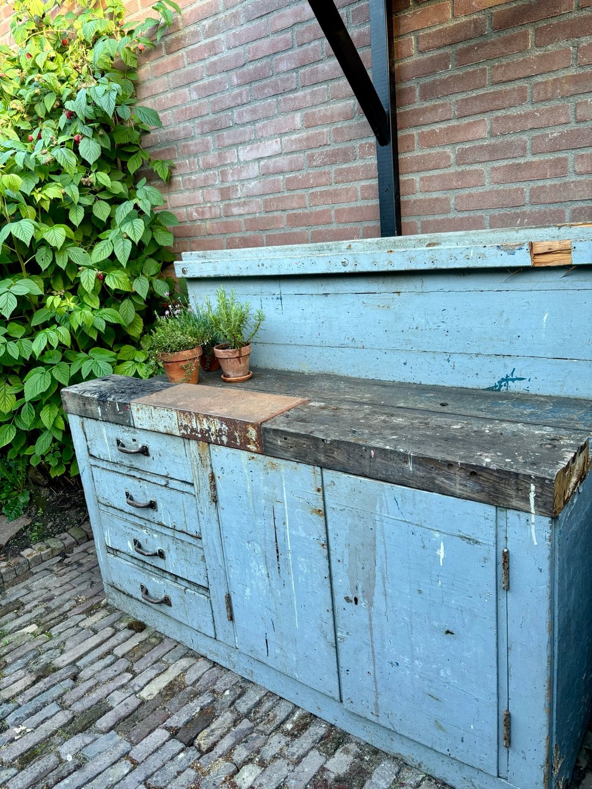 Oude werkbank/buitenkeuken, Ophalen, Gebruikt, 120 tot 170 cm