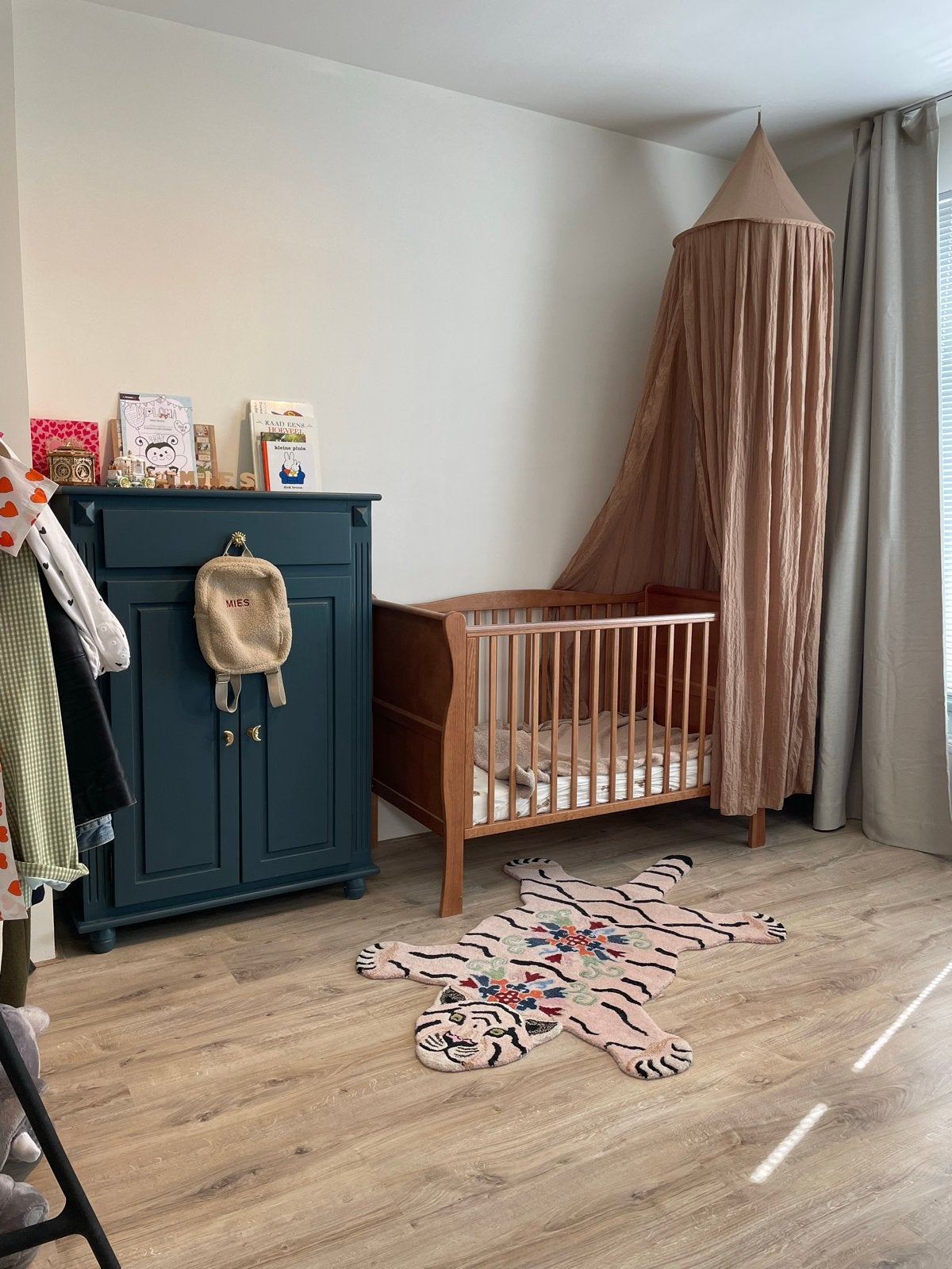 Woodies Noble 2-in-1 Ledikant + Aerosleep matras, Ophalen, Verstelbaar, 190 cm of minder, Zo goed als nieuw