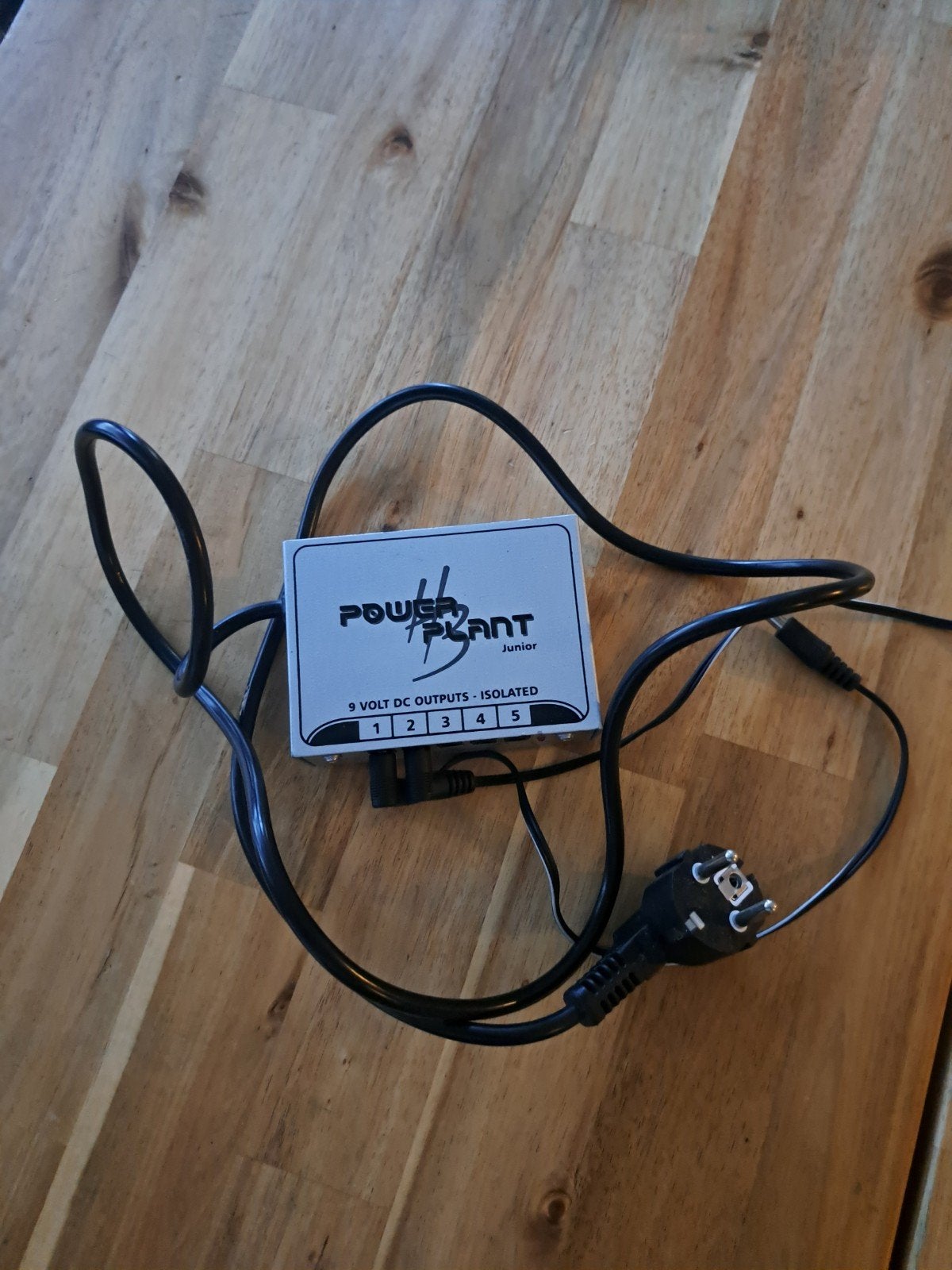 Harley Benton PowerPlant Junior voeding voor effectpedalen, Ophalen of Verzenden, Gebruikt, Overige typen