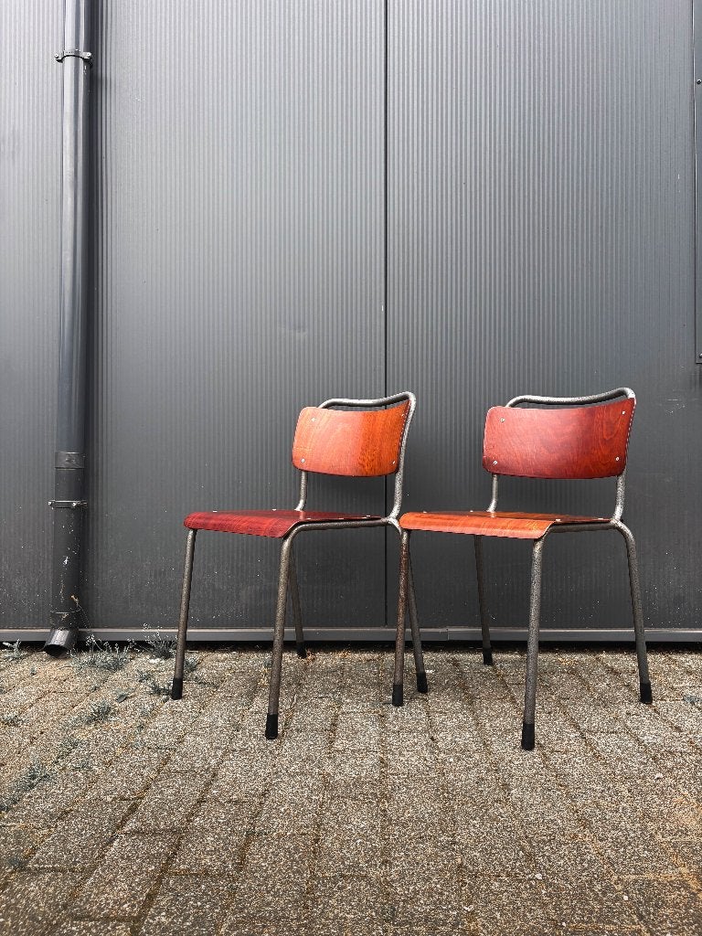 Vintage Gispen 106 "TU Delft" schoolstoelen, Ophalen