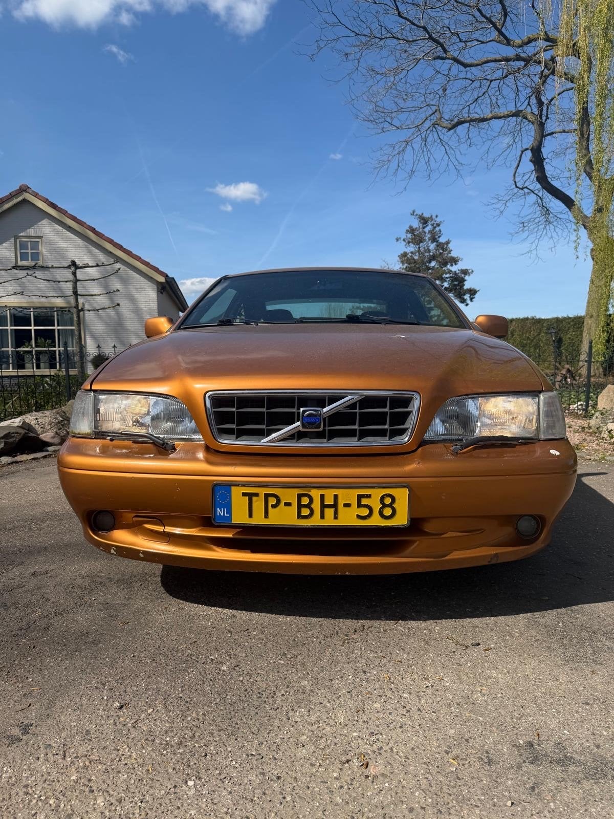 Volvo C70 2.3 T-5 AUT 1998, C70, 4 stoelen, 1465 kg, Bedrijf