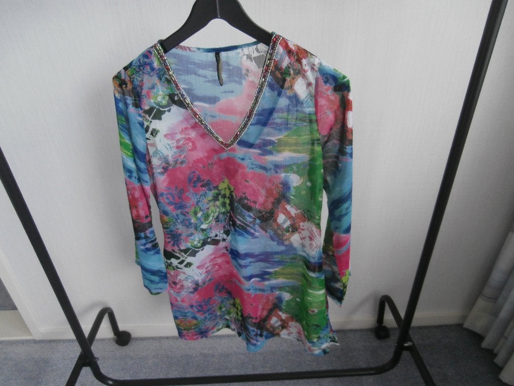 Nieuw   Strandjurkje / Tuniek    Maat S  voor    € 9,95, Meerkleurig, Nieuw, Ophalen of Verzenden, Maat 36 (S)