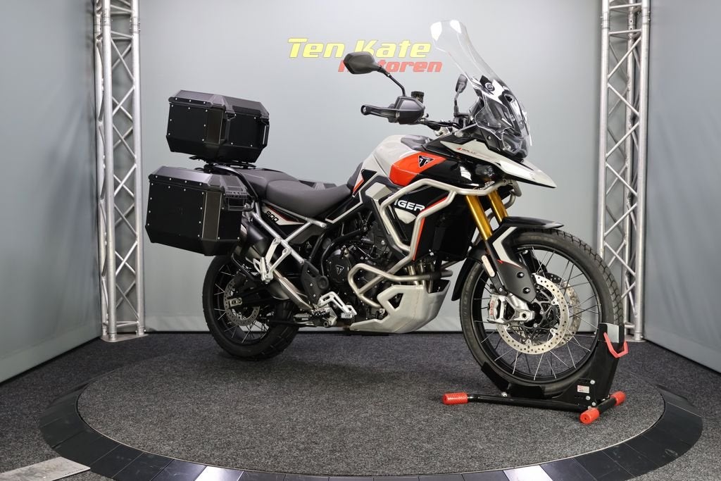 Triumph TIGER 900 RALLY PRO, Traction Control, 900 cc, Meer dan 35 kW, Toermotor