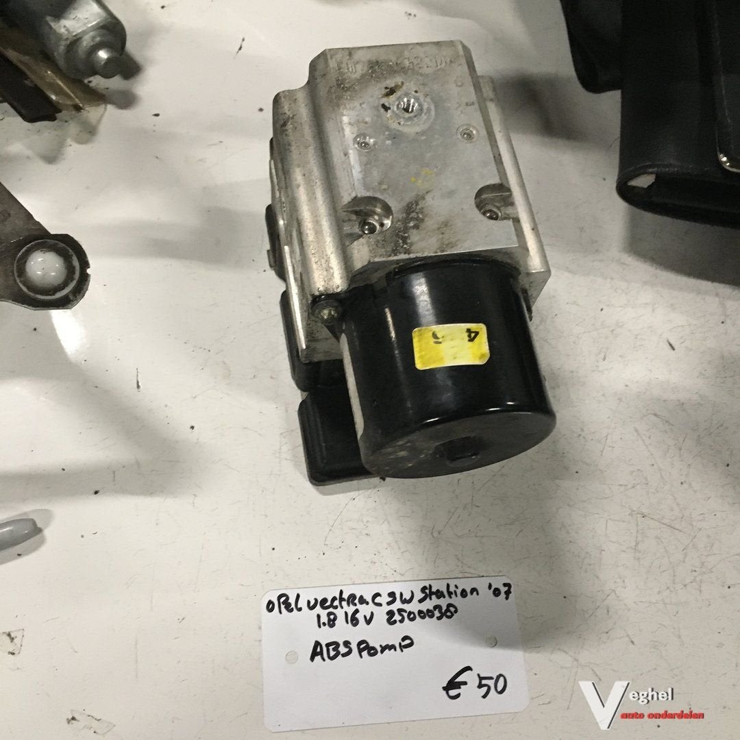 Opel Vectra C 1.8 16v station 2007 Wagennr 2500038  ABS Pomp