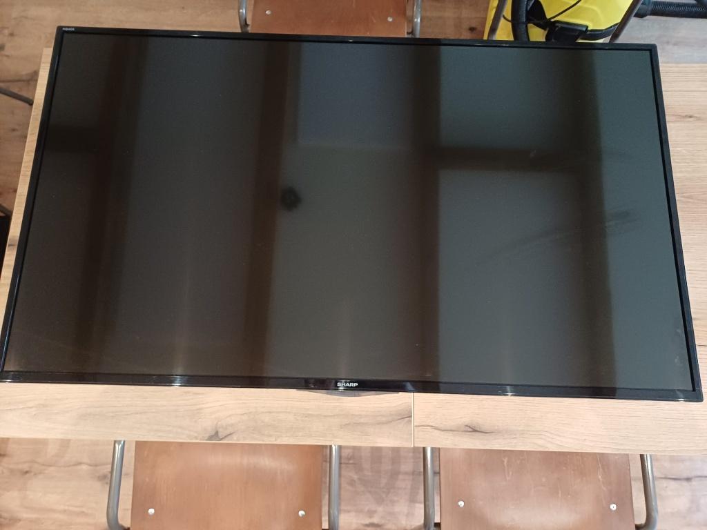 Smart TV Sharp Aquos 40" Full HD, Ophalen, 50 Hz, LCD, Zo goed als nieuw