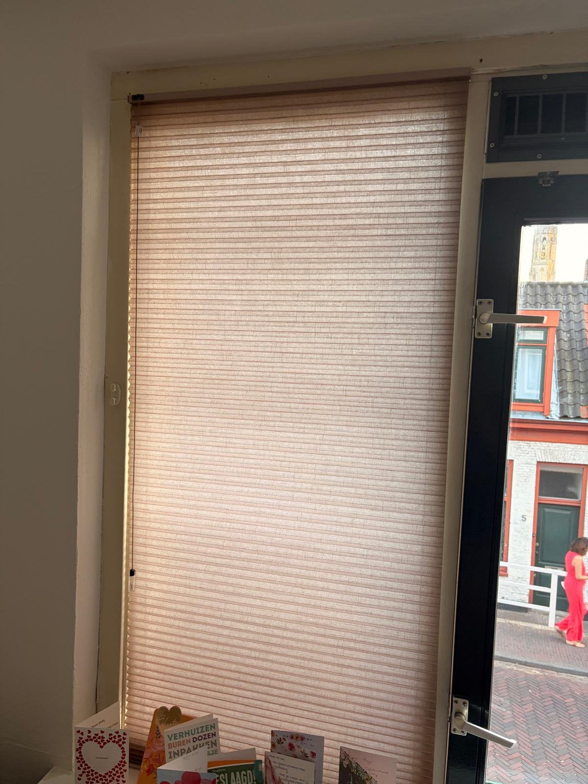 6x Luxaflex plisseegordijnen in verschillende maten, Ophalen, Gebruikt, Bruin, Koordbediening