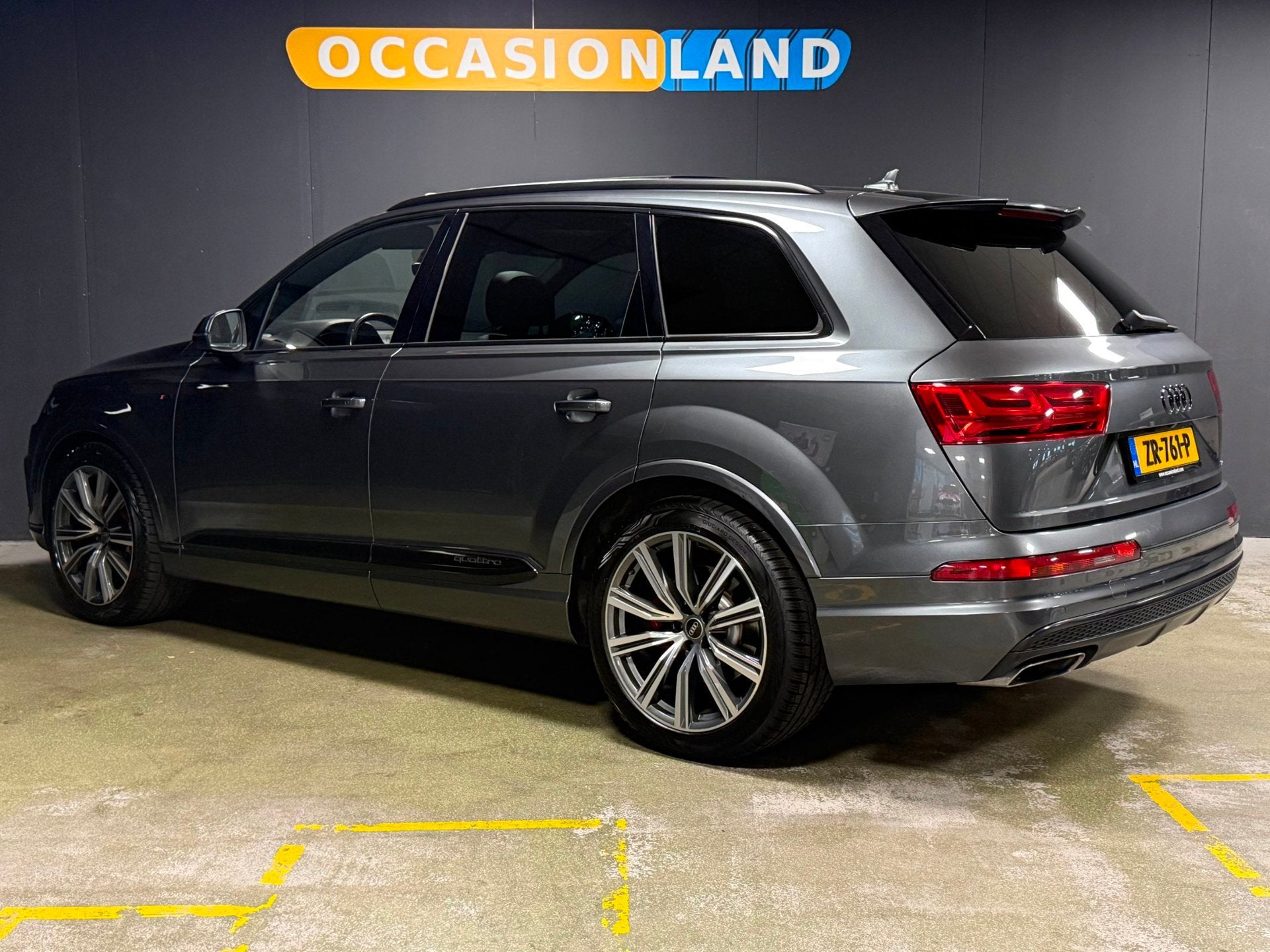 Audi Q7 3.0 TFSI quattro Pro Line S|PANO|LUCHTVERING|HUD|KEY, Auto's, Audi, Automaat, 2995 cc, 120 €/maand, Leder