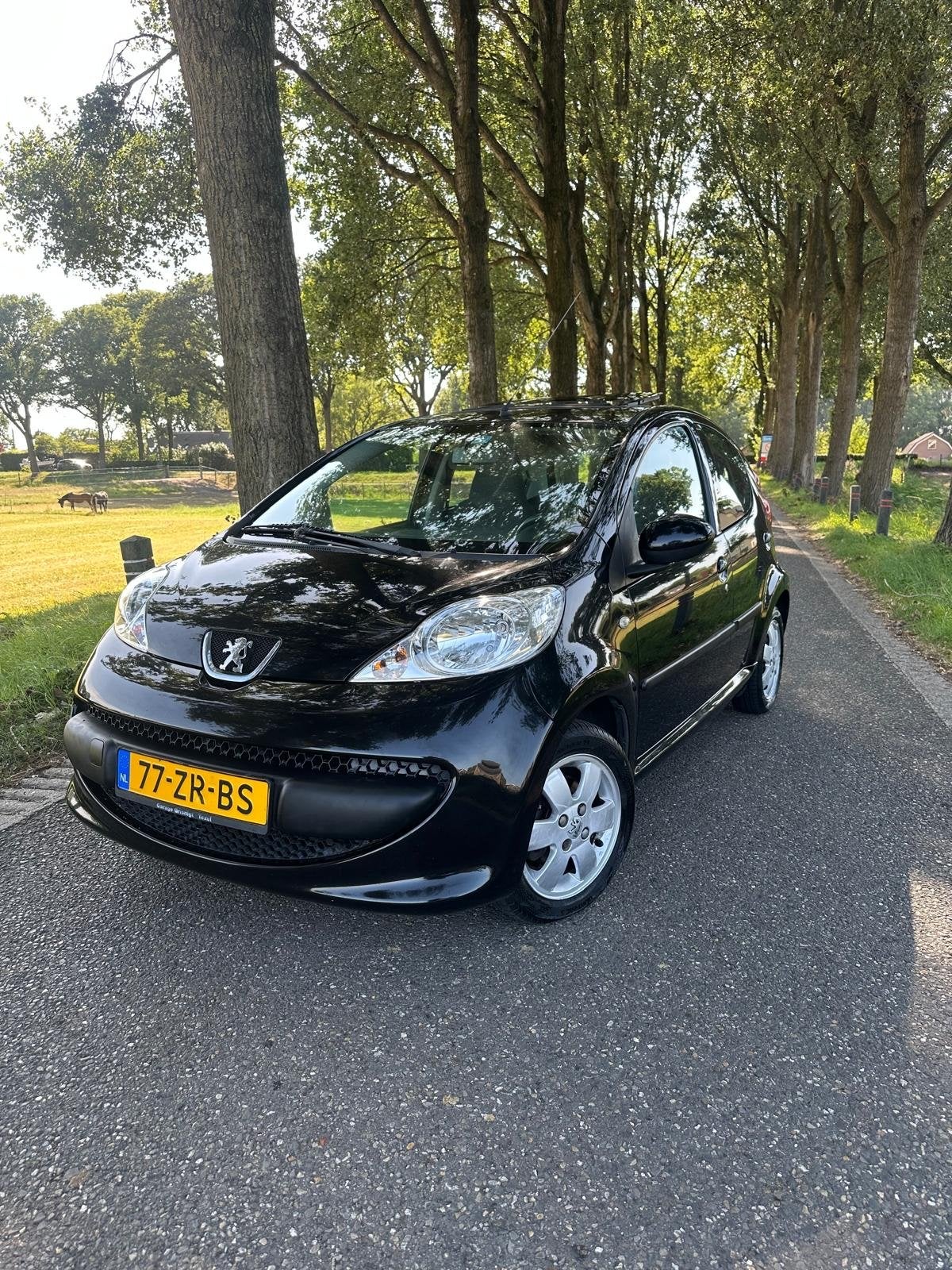 Peugeot 107 1.0 2008 | Zwart | Nieuwe APK, Voorwielaandrijving, Euro 6, 4 stoelen, Origineel Nederlands