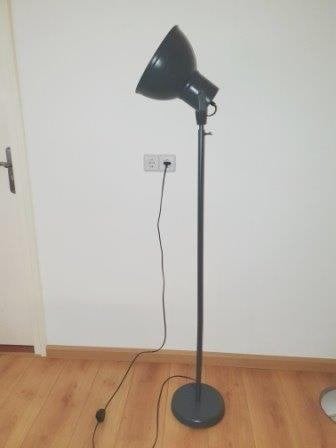 Staande lamp antraciet vintage schijnwerper h. 150-170cm, Huis en Inrichting, Lampen | Vloerlampen, Ophalen, E27 (groot), Metaal