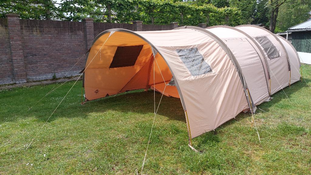 Tunnel Tent Wilderness-santiago, Ophalen, Gebruikt, Tot en met 4