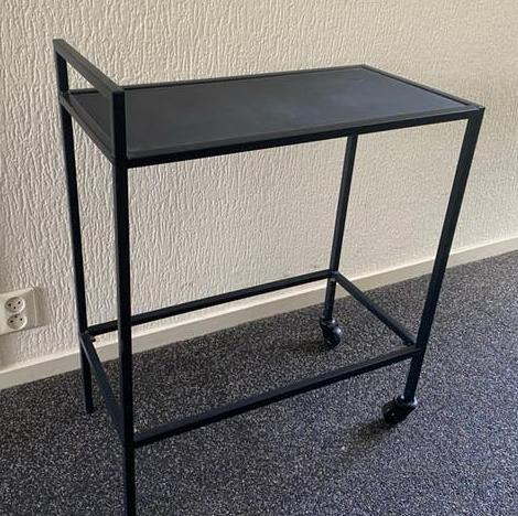 Serveertafel / theetafel, Ophalen, Gebruikt, 50 tot 100 cm, 25 tot 50 cm