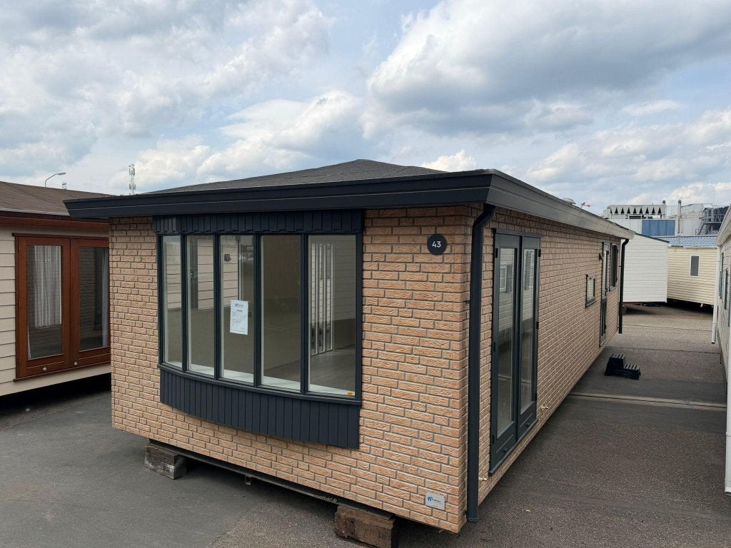 Woonwagen / Chalet 11.20 x 4.10 m 2 Slp Winterhard CV, Niet ingevuld, Niet ingevuld, Niet ingevuld