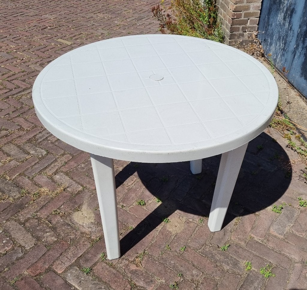 Terrasstoelen en tafel, Tuin en Terras, Ophalen, Gebruikt, Kunststof, 2 zitplaatsen