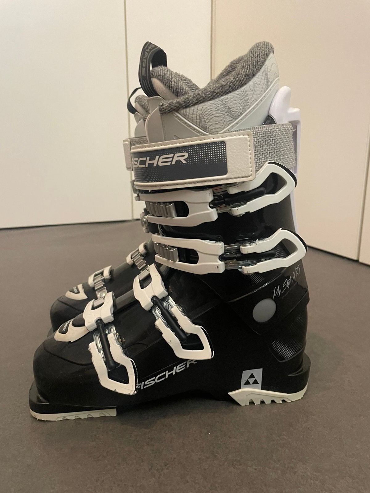 Fischer skischoen maat 24,5 (38,5), Sport en Fitness, Fischer, Schoenen, Ophalen of Verzenden, Zo goed als nieuw