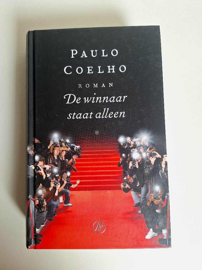 De winnar staat alleen - Paulo Coelho (hardcover), Boeken, Ophalen of Verzenden, Zo goed als nieuw, Paulo Coelho