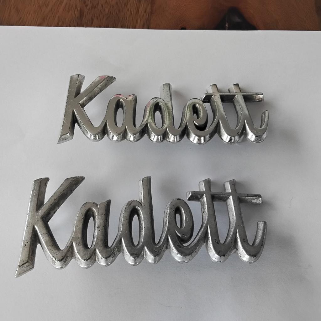 OPEL KADETT EMBLEMEN, Ophalen of Verzenden, Opel
