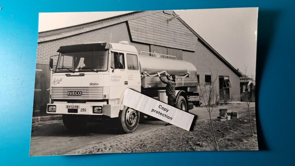 Foto Iveco melkophaalwagen melkunie Breukelen, Ophalen of Verzenden, 1980 tot heden, Utrecht
