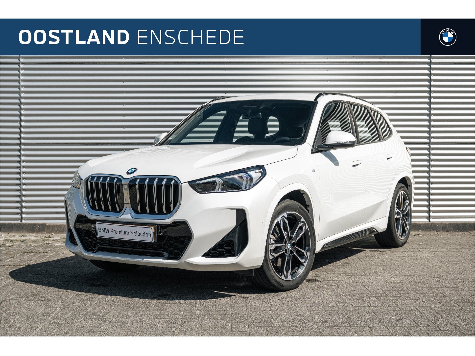 BMW X1 xDrive23i M Sport Automaat / Trekhaak / Sportstoelen