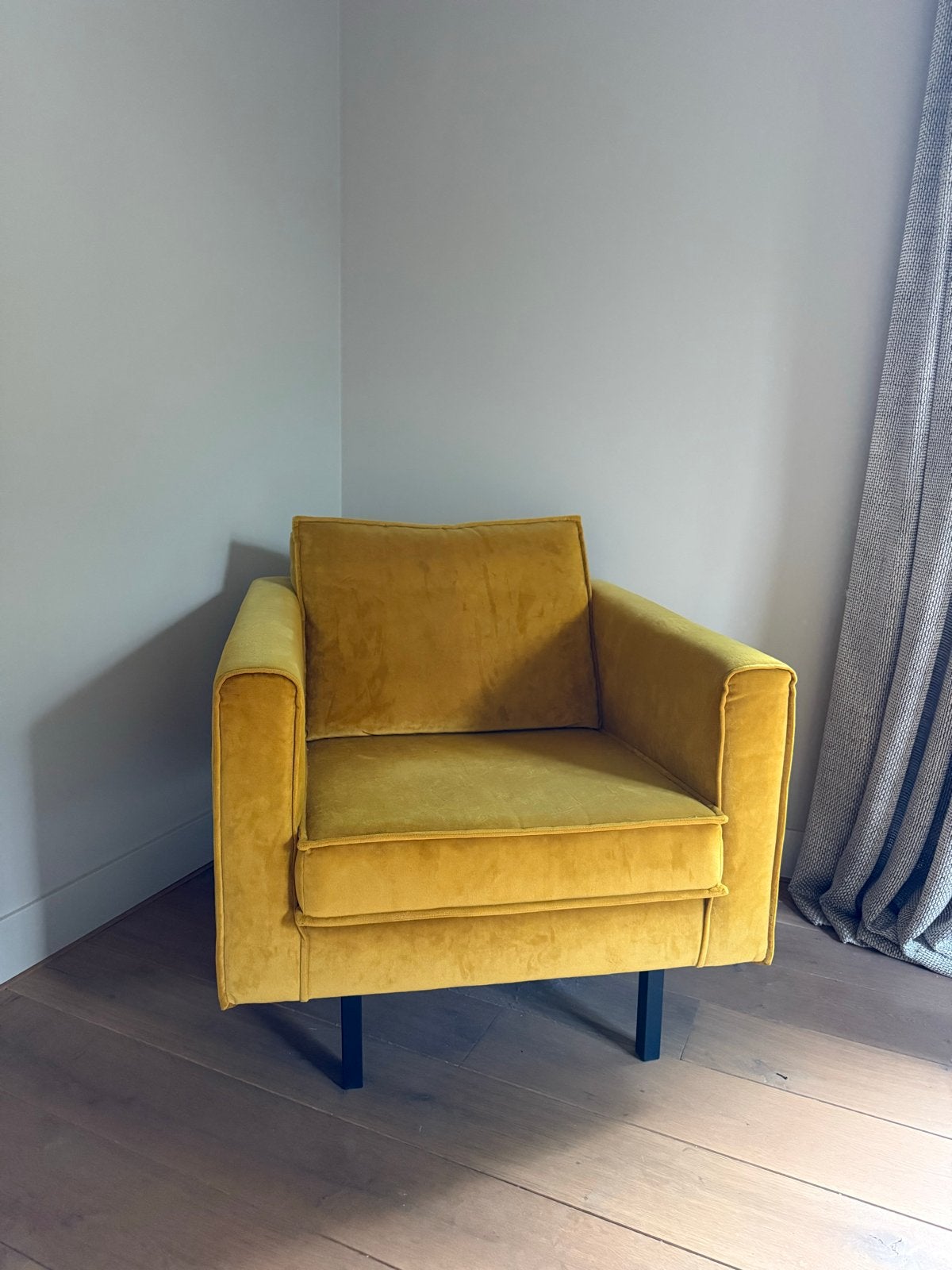 Sissy-Boy fauteuil okergeel velours, Huis en Inrichting, Ophalen, 75 tot 100 cm, Zo goed als nieuw, Stof
