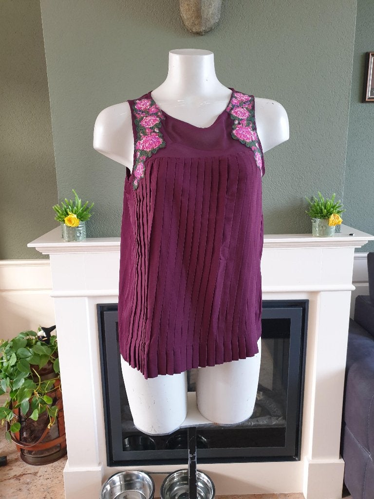 American Eagle shirt top M 38 40 plisse bordeaux, Maat 38/40 (M), Overige kleuren, Verzenden, Zo goed als nieuw