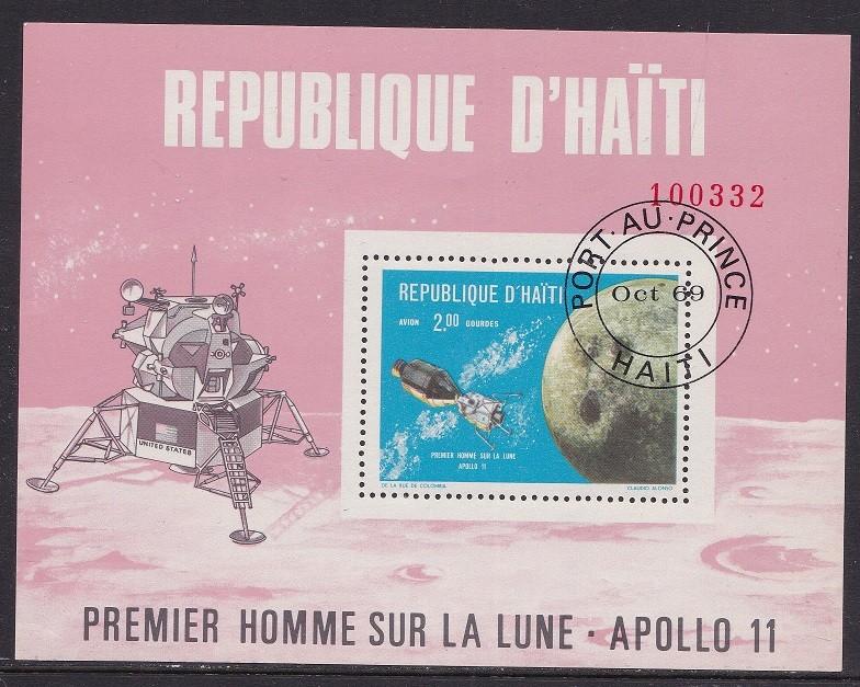 B443 - Haiti michel blok 40 gestempeld , Apollo 11, Postzegels en Munten, Verzenden, Gestempeld, Noord-Amerika