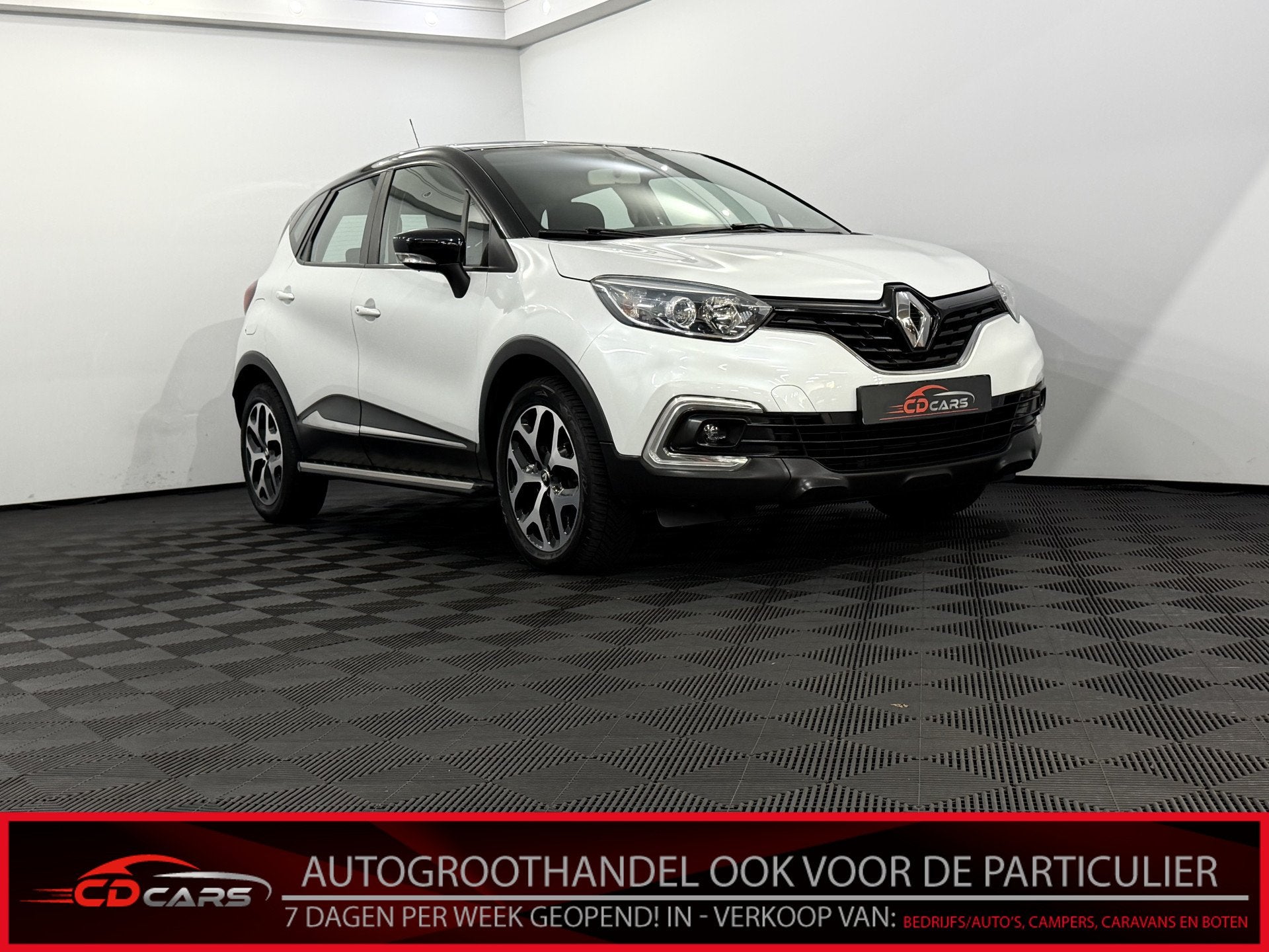 Renault Captur 0.9 TCe Life Airco, Navi, Parkeersensoren, A, Auto's, Voorwielaandrijving, 898 cc, Gebruikt, Euro 6