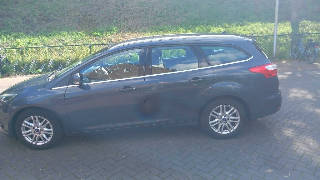 Ford Focus 1.0 Ecoboost 92KW Wagon 2014 Grijs, 125 pk, Zwart, 4 cilinders, Alcantara