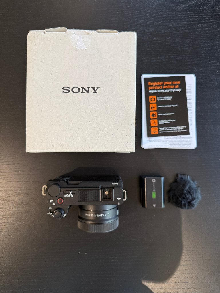 Sony ZV-E10 2 incl. 16-50 mm lens, Ophalen of Verzenden, Zo goed als nieuw, Sony, Systeemcamera