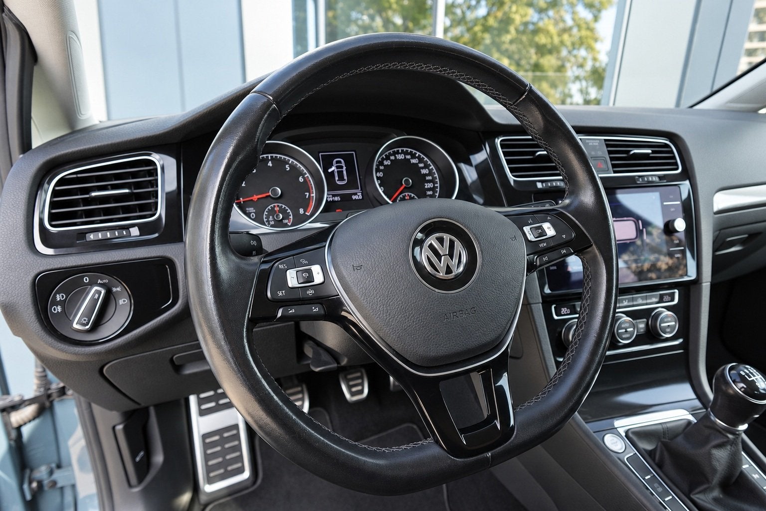Volkswagen GOLF 1.0 TSI Comfortline NAVI CARPLAY ACC VOL, Auto's, Dealer onderhouden, Stof, Verwarmde buitenspiegels, Blauw