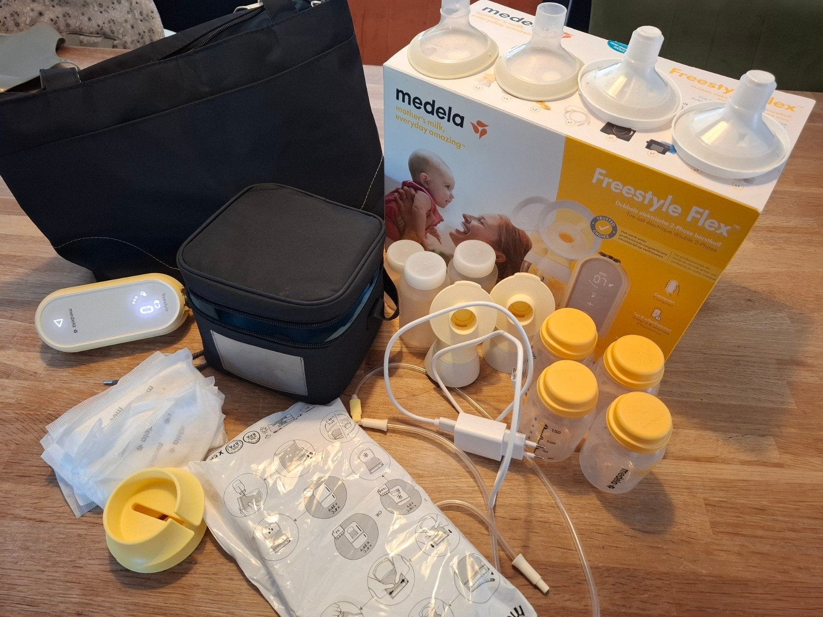 Medela Freestyle Flex kolf complete set met extra's, Ophalen of Verzenden, Gebruikt