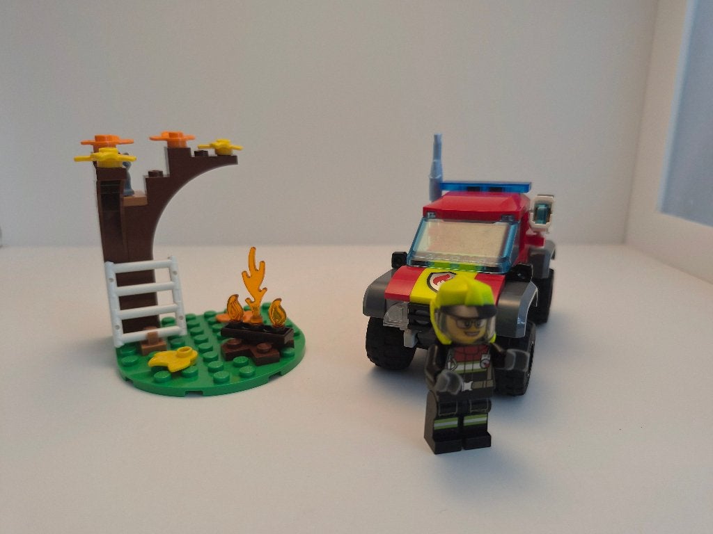LEGO 60393 – City - 4x4 Brandweertruck redding, City, Lego, Ophalen of Verzenden, Zo goed als nieuw