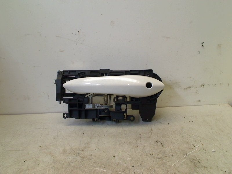 Portiergreep Buiten Links Voor BMW 5 serie (F10) 7564309, Gebruikt, Petuelring 130, München 80809, , Duitsland, BMW, Bayerische Motoren Werke AG