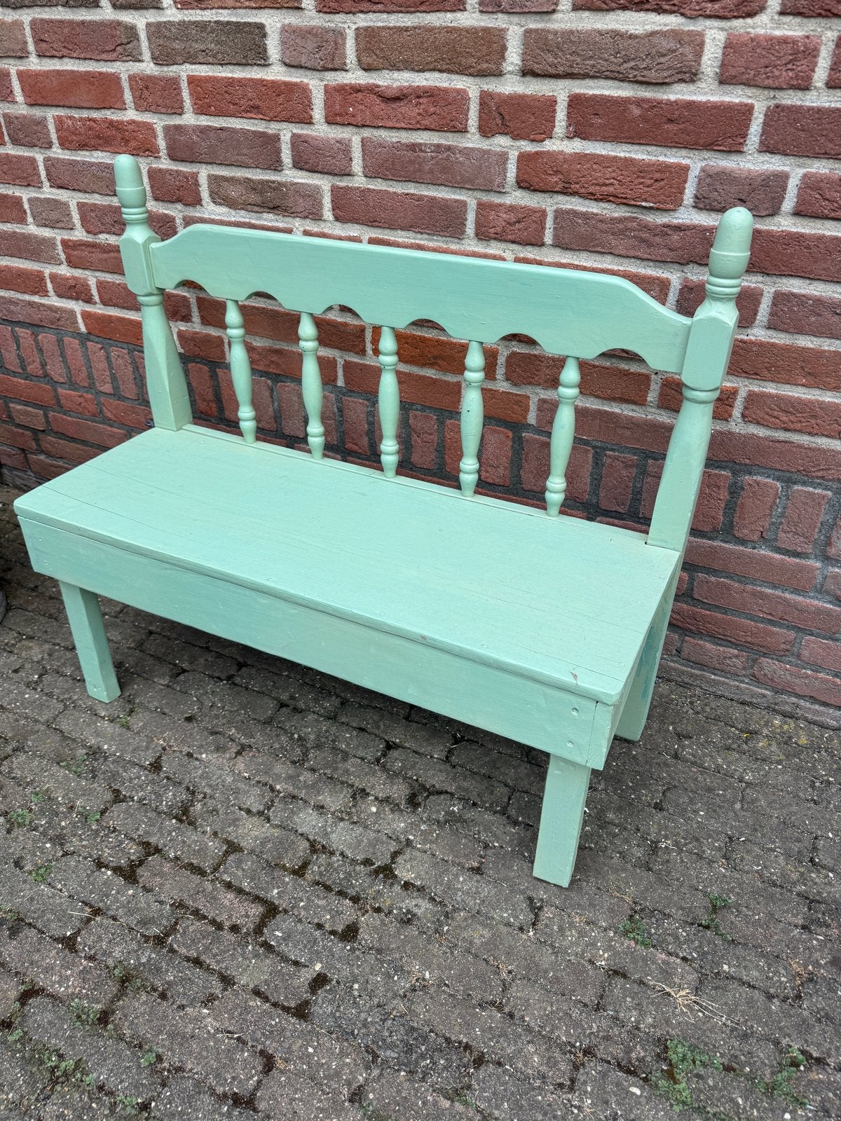 Leuk groen kinderbankje - perfect voor de kinderkamer!, Ophalen of Verzenden, Gebruikt, Stoel(en)
