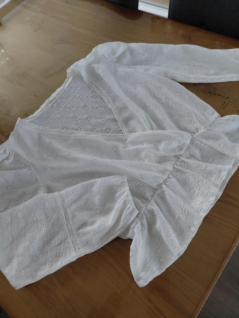 Witte kanten overslag top met lange mouwen, Kleding | Dames, Maat 38/40 (M), Wit, Ophalen of Verzenden, Lange mouw
