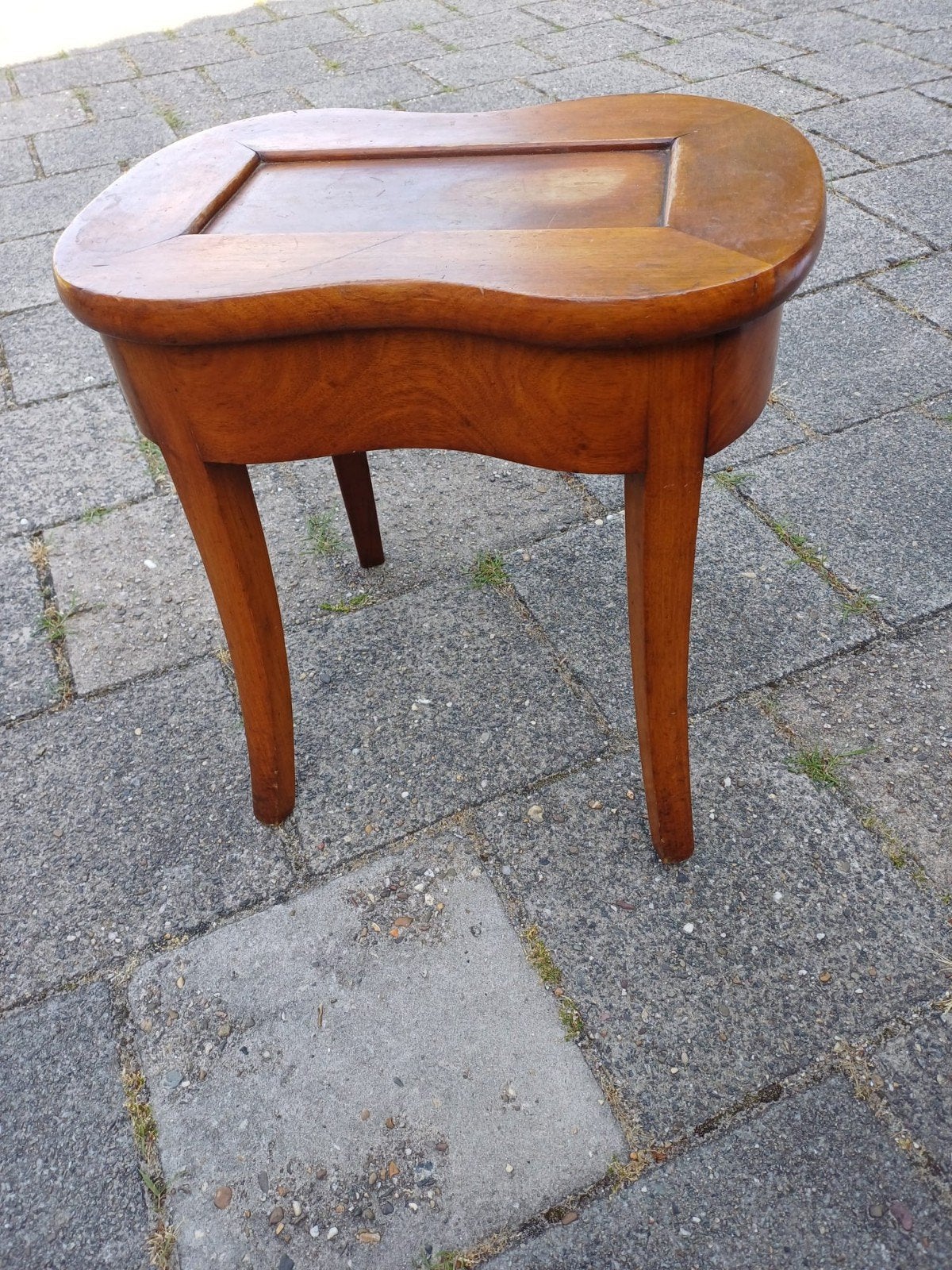 KLEIN ANTIEKE TAFELTJE,  VAN HORRIX ,s,GRAVENHAGE., Antiek en Kunst, Ophalen